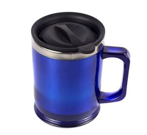 手拿杯