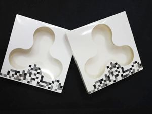 Finger Spinner  Packing